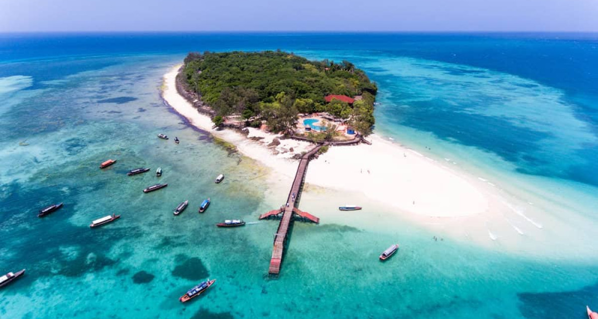 ZANZIBAR  BEACH