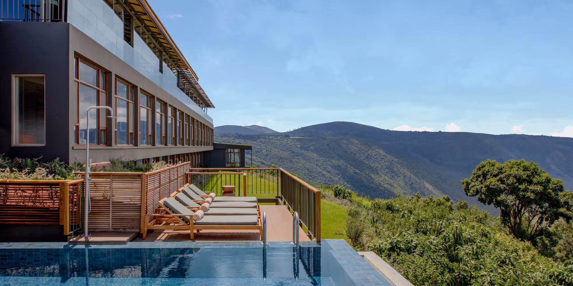 Meliá Ngorongoro Heated Infinity Pool